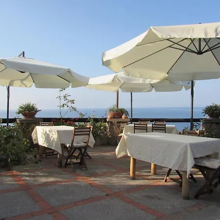 Casa Antonio Alojamento de Acomodação e Pequeno-almoço 4*