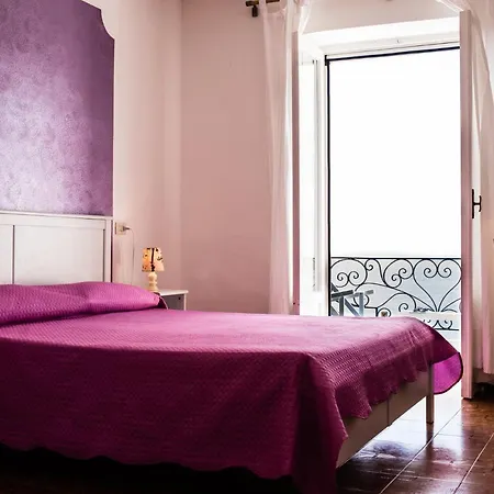 Alojamento de Acomodação e Pequeno-almoço Casa Antonio 4*